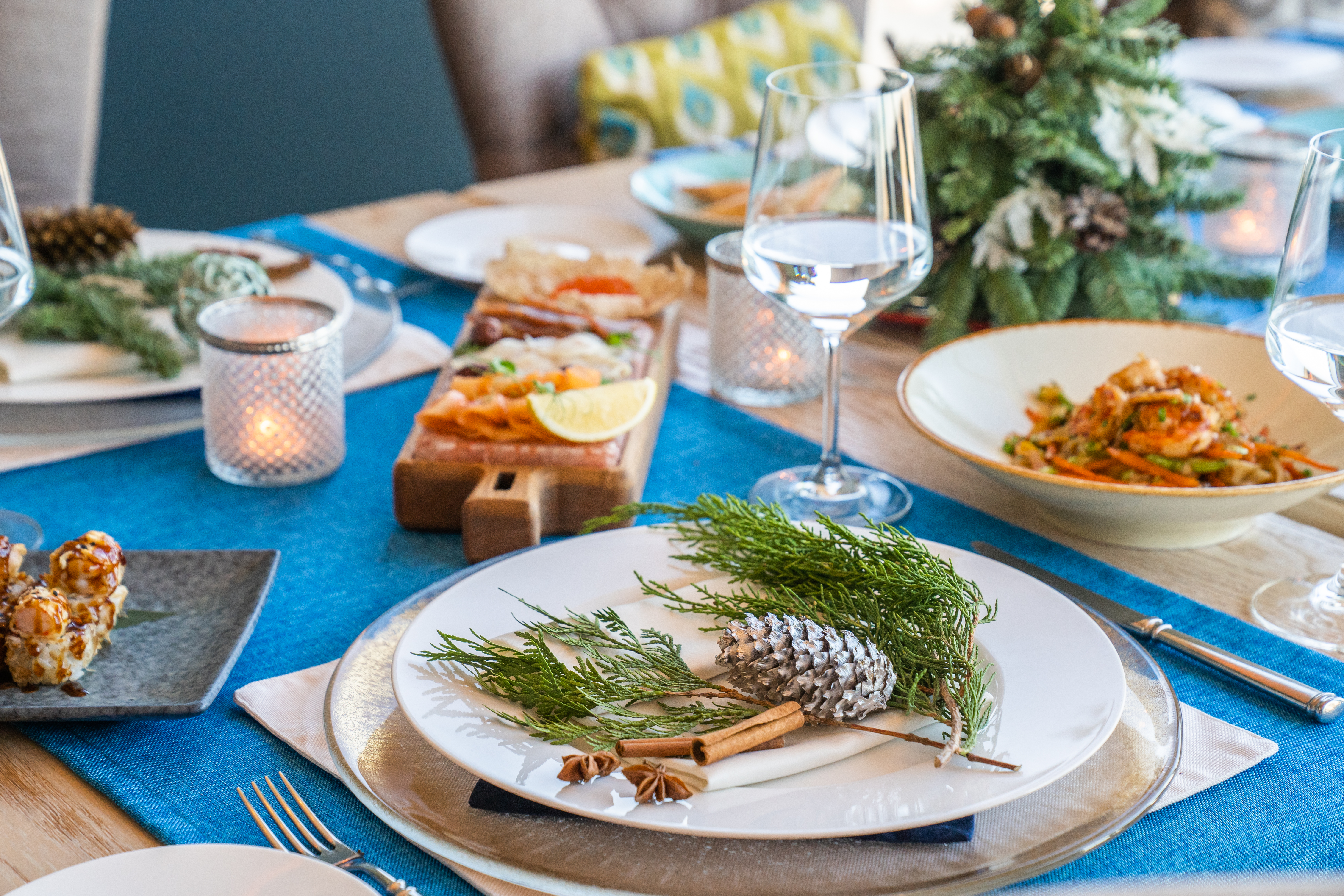 От всей души поздравляем вас с волшебным праздником — Рождеством! 