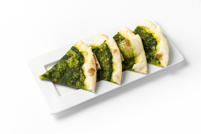 Фокачча с соусом песто